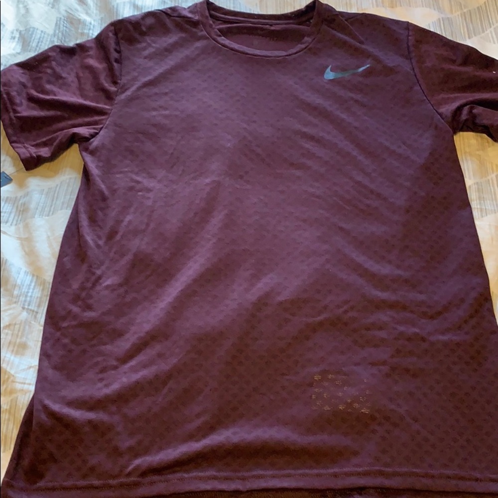 Nike Breathe Dri-Fit T-shirt